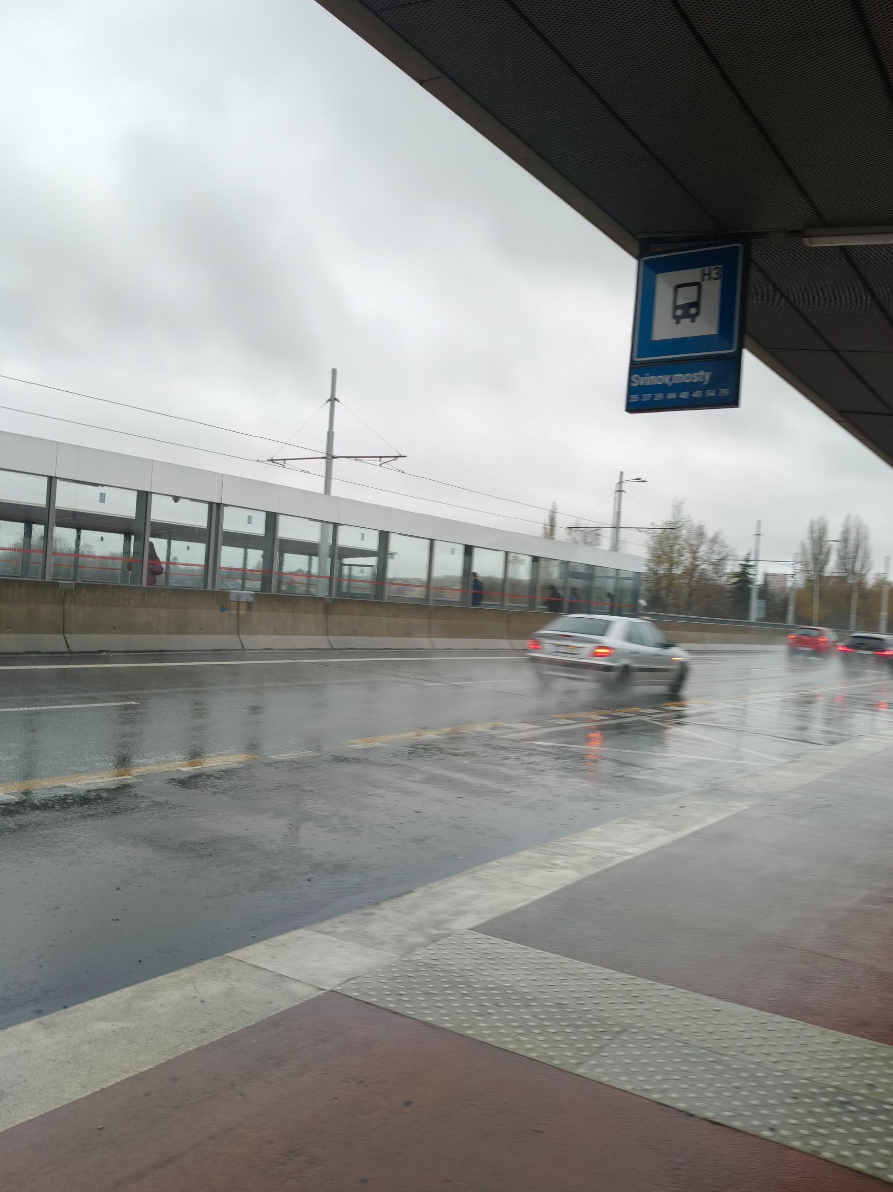 Zdjęcie do wpisu: Deszczowy poranek w Ostravie-Hrabovej